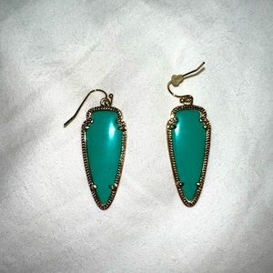 Kendra Scott arrowhead earrings. Worn once. Turquoise gold. Perfect condition